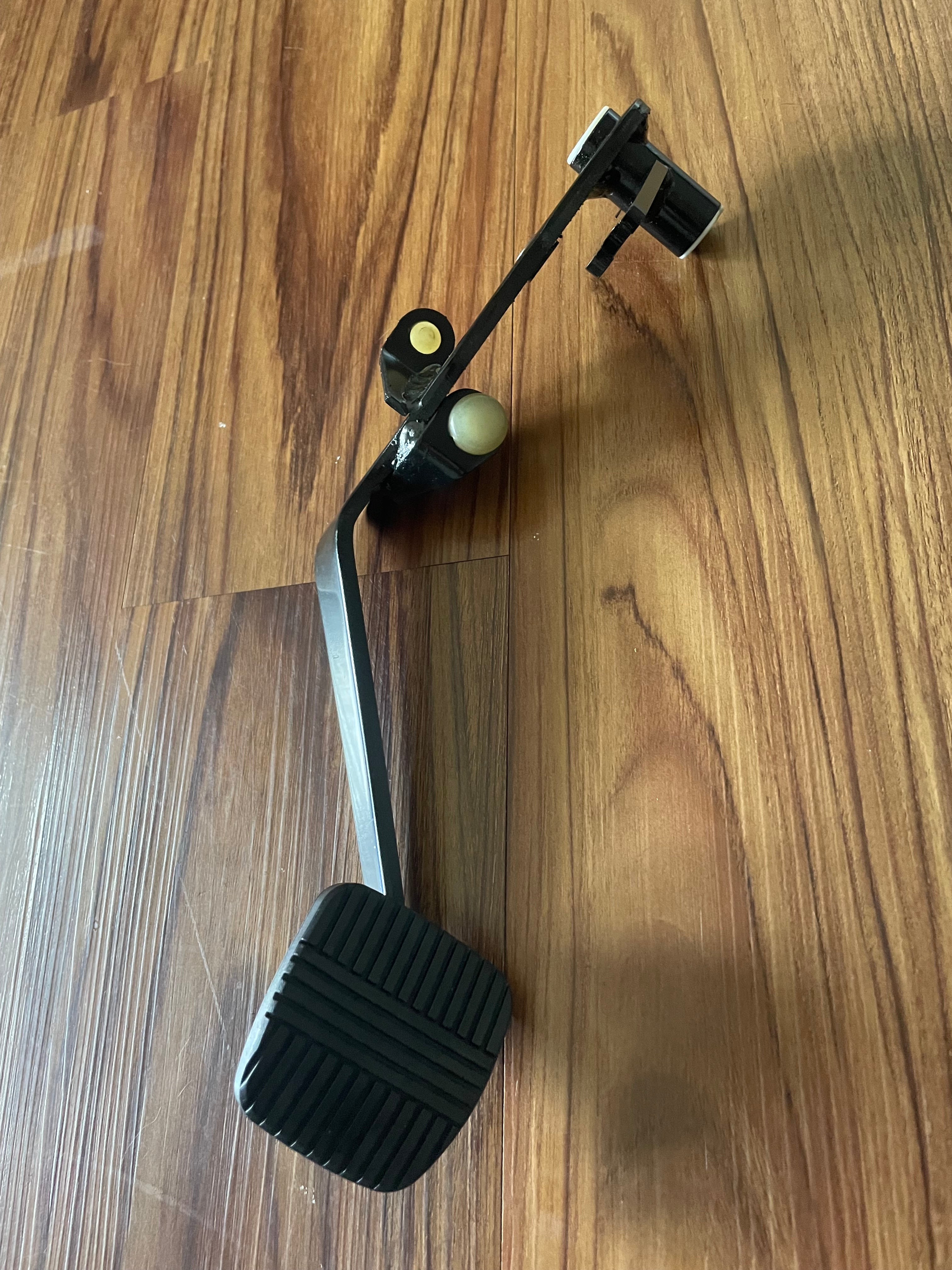 S15 Clutch Pedal Assy