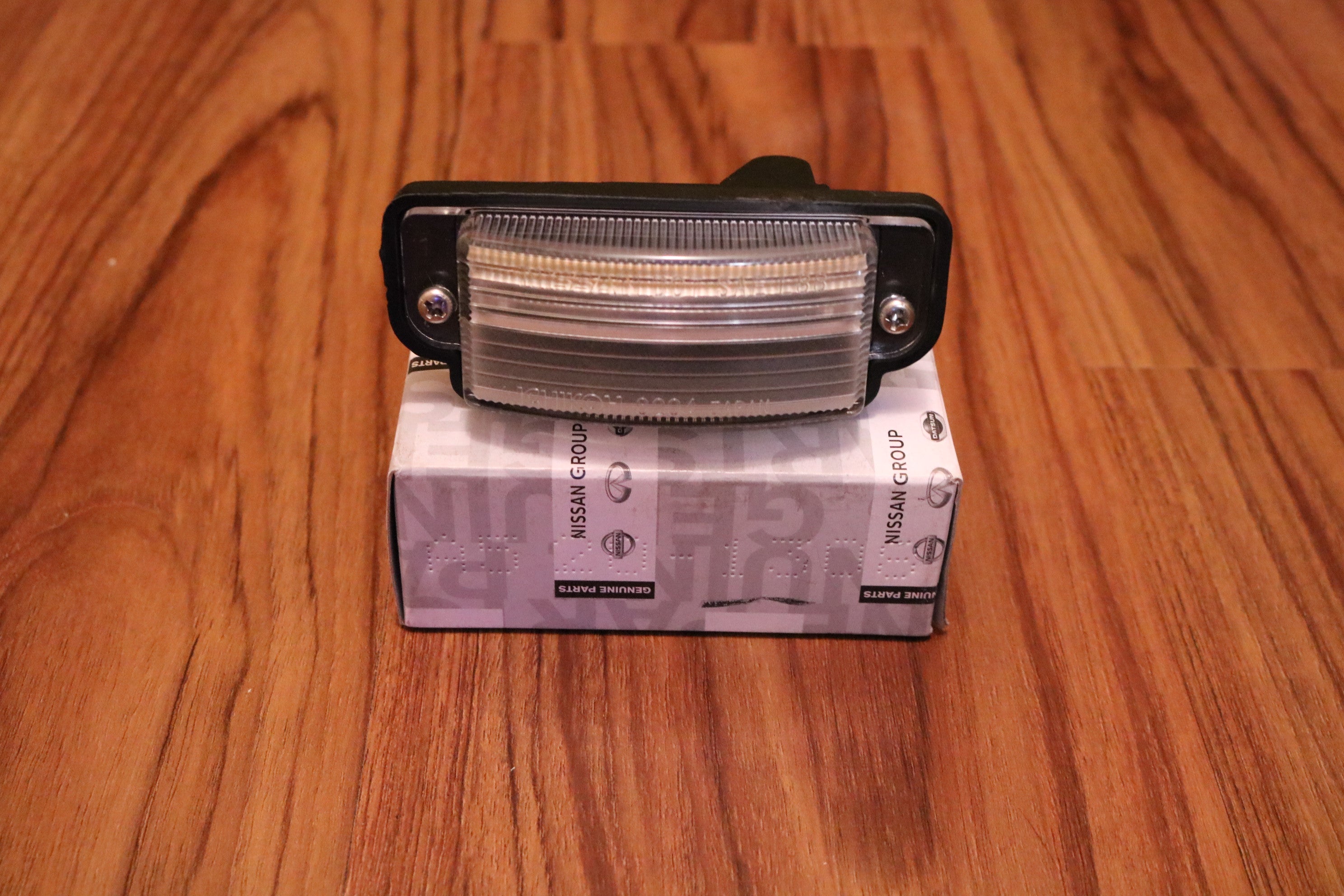 R32 License Plate Lamp