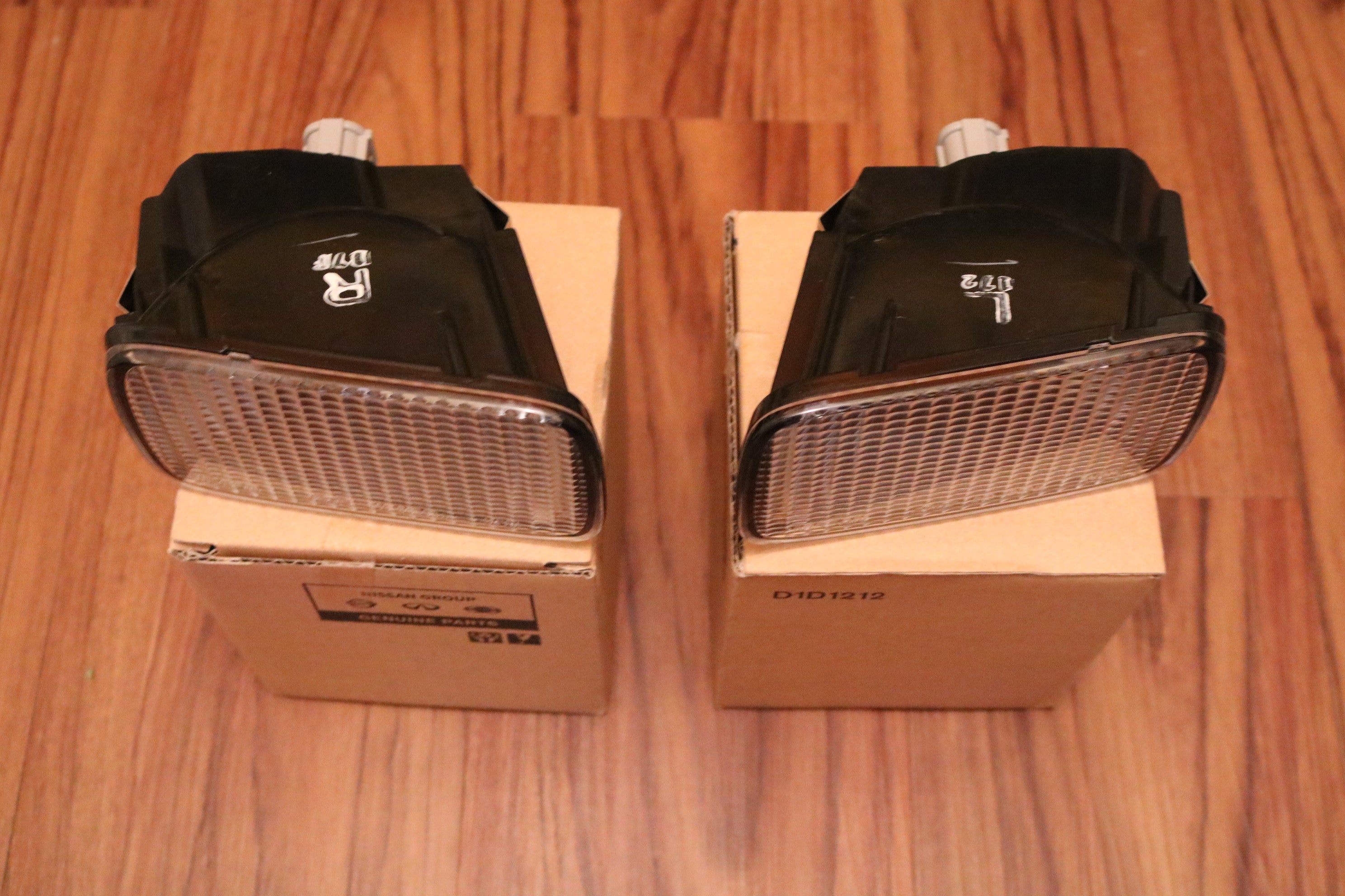 R34 GTR Front Bumper Lamps (Clear)