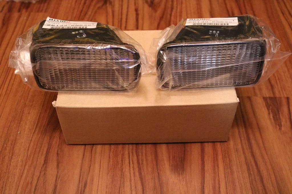 R34 GTR Nismo Front Bumper Lamps (Clear)