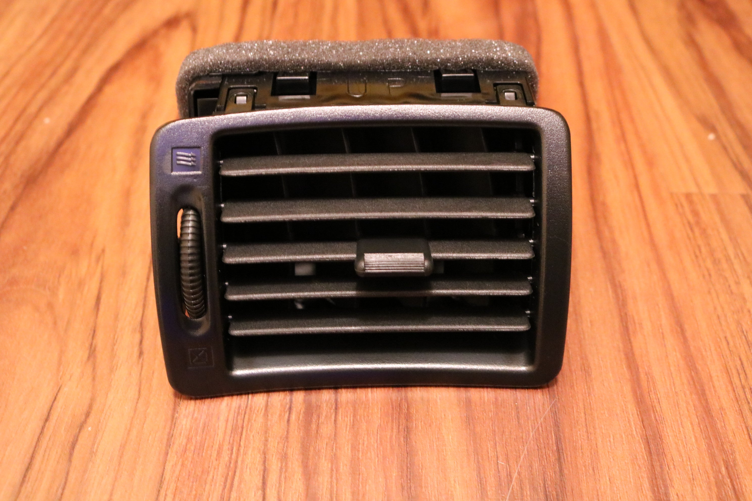 R32 Dash Vent Kit