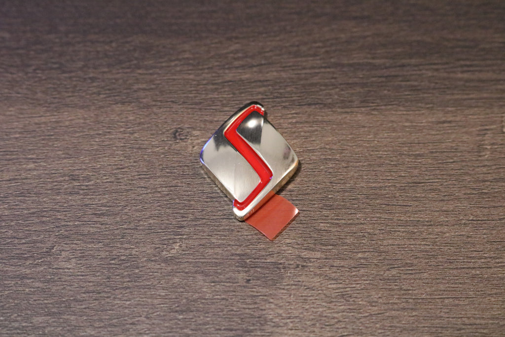 R32 Skyline Hood Emblem