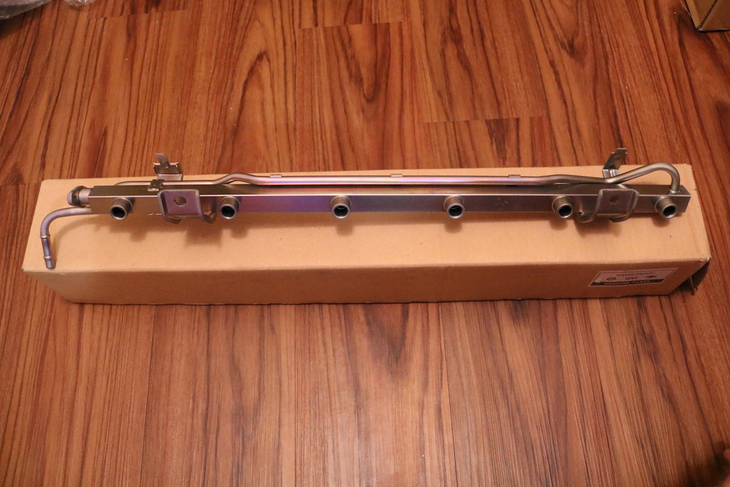 RB26DETT Fuel Rail