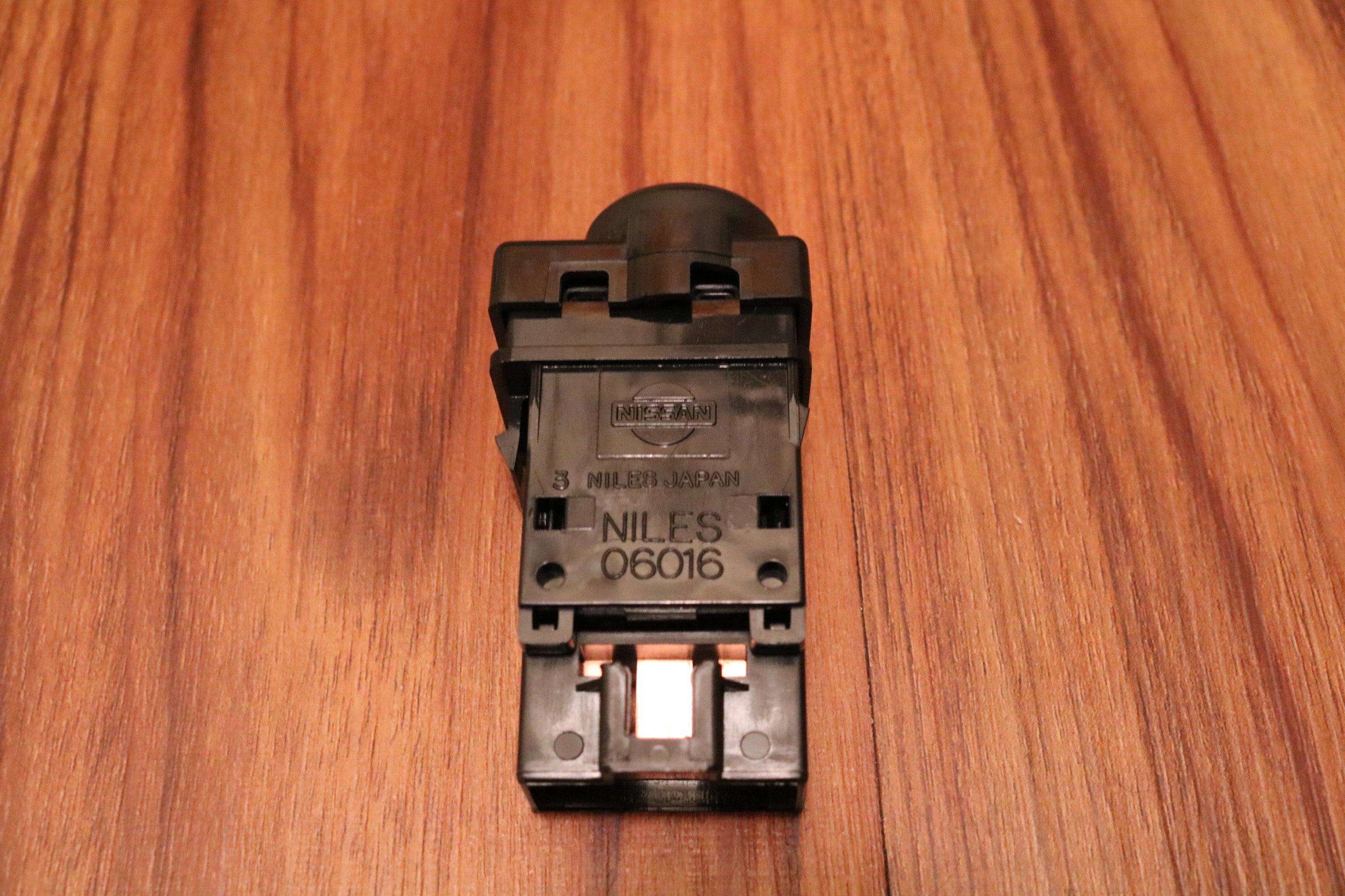 R33/S15 Rear Defogger Switch