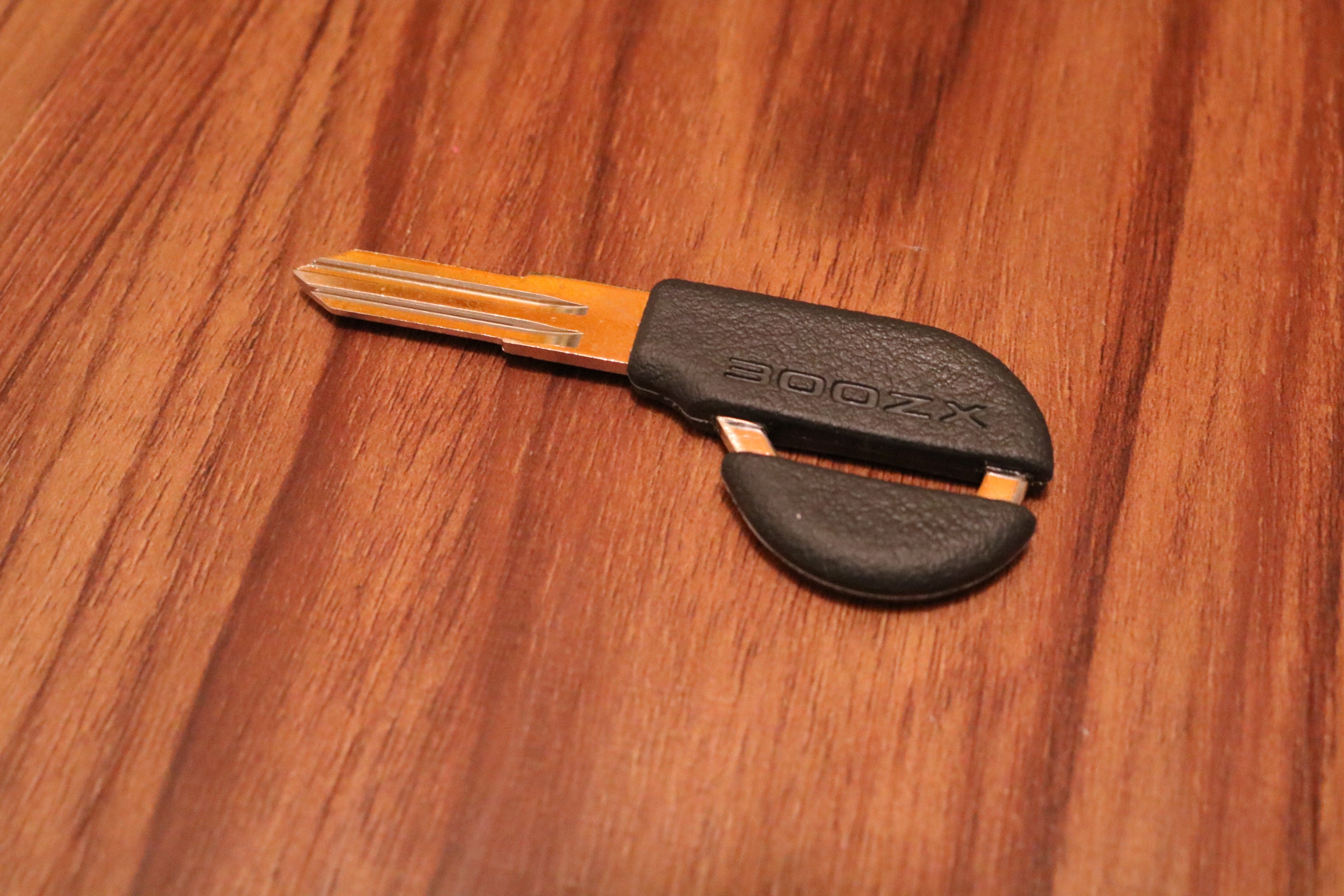Z32 Key Blank