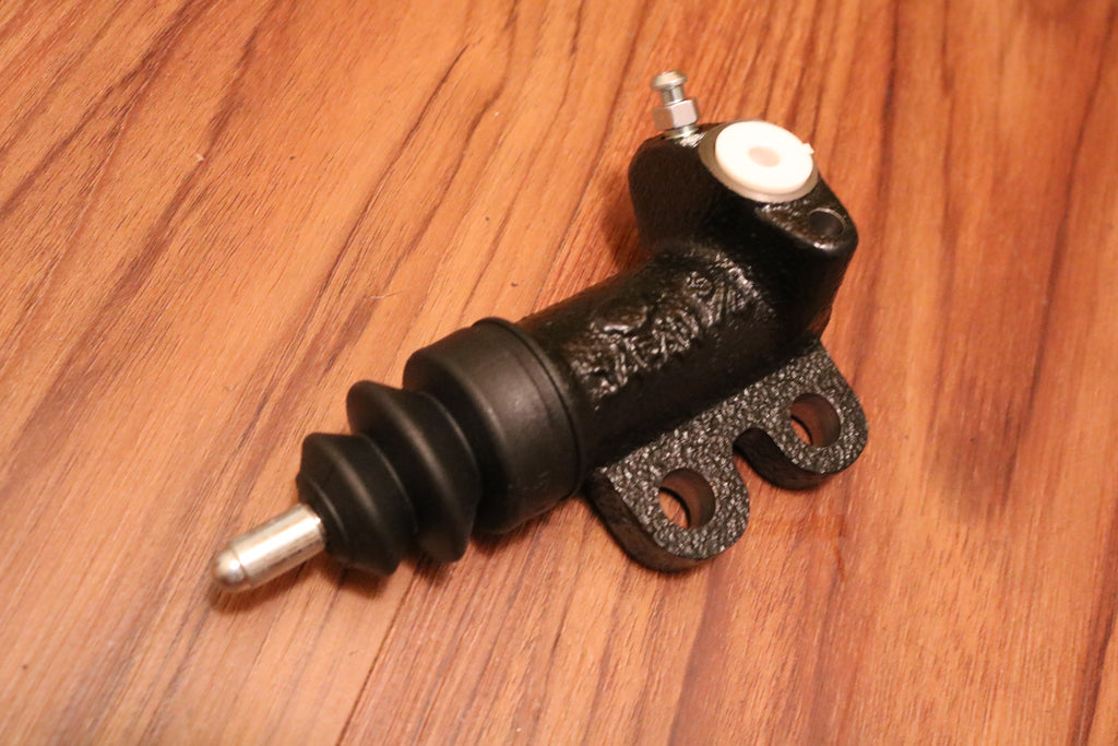 R32/R33 AWD Clutch Slave Cylinder