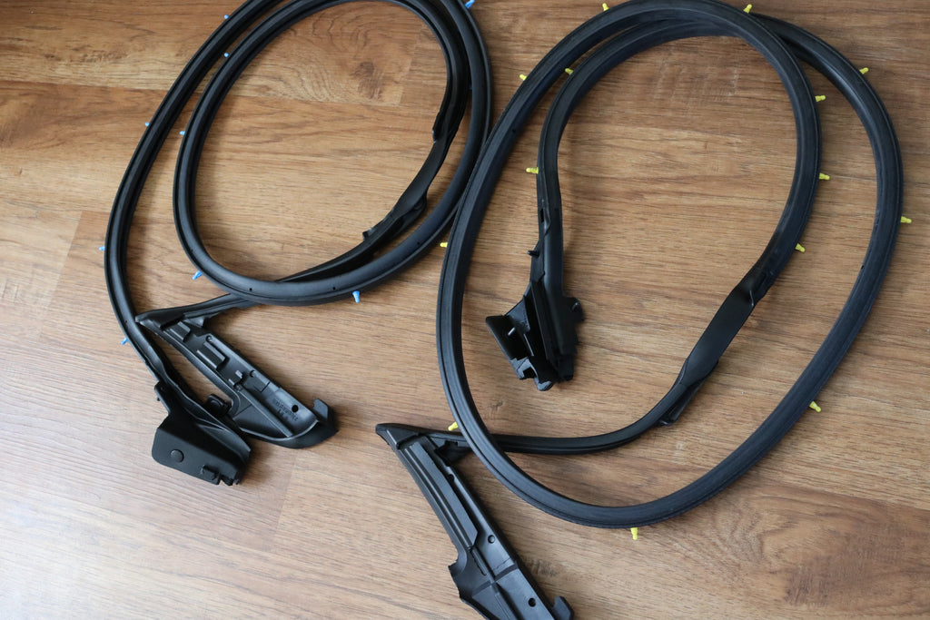 R34 Door Weatherstrip Kit