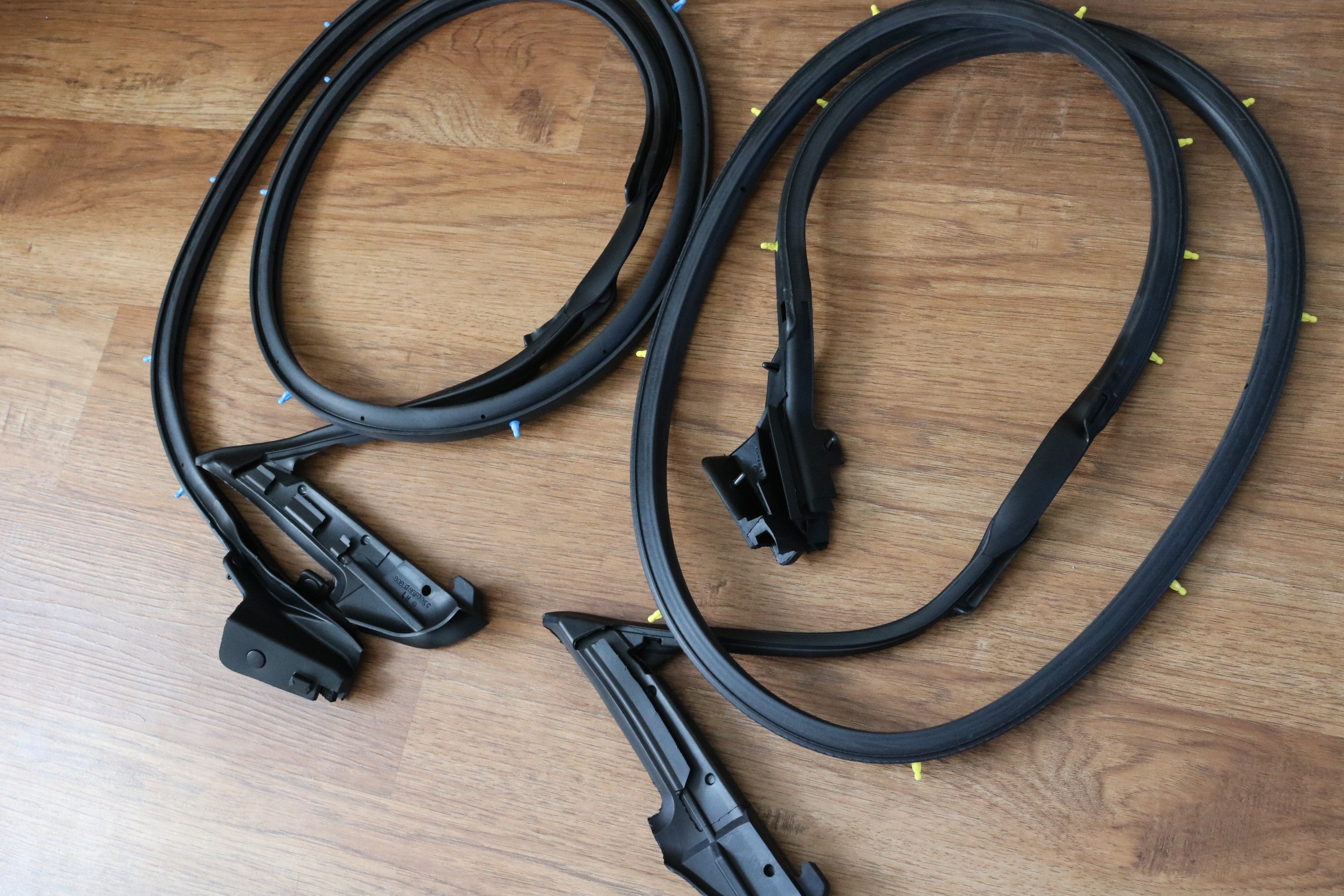 R34 Door Weatherstrip Kit
