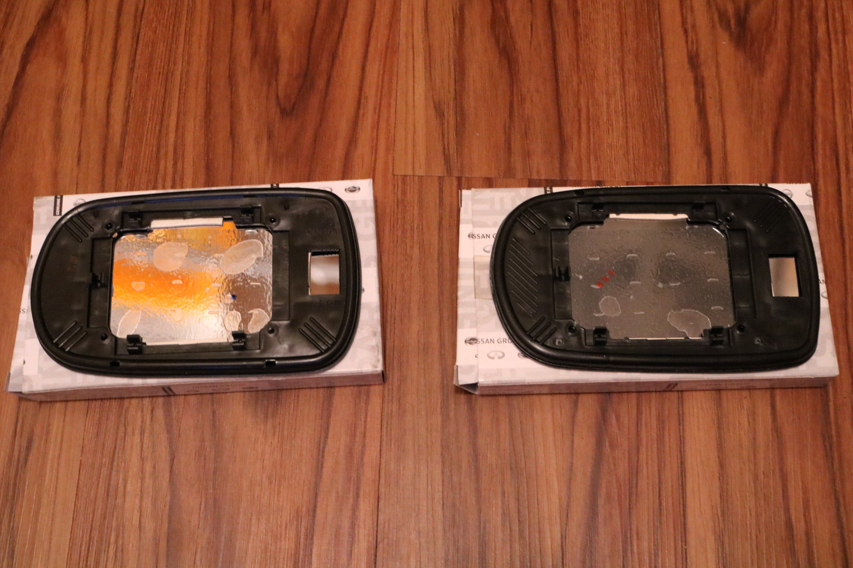 R34 Mirror Glass Kit