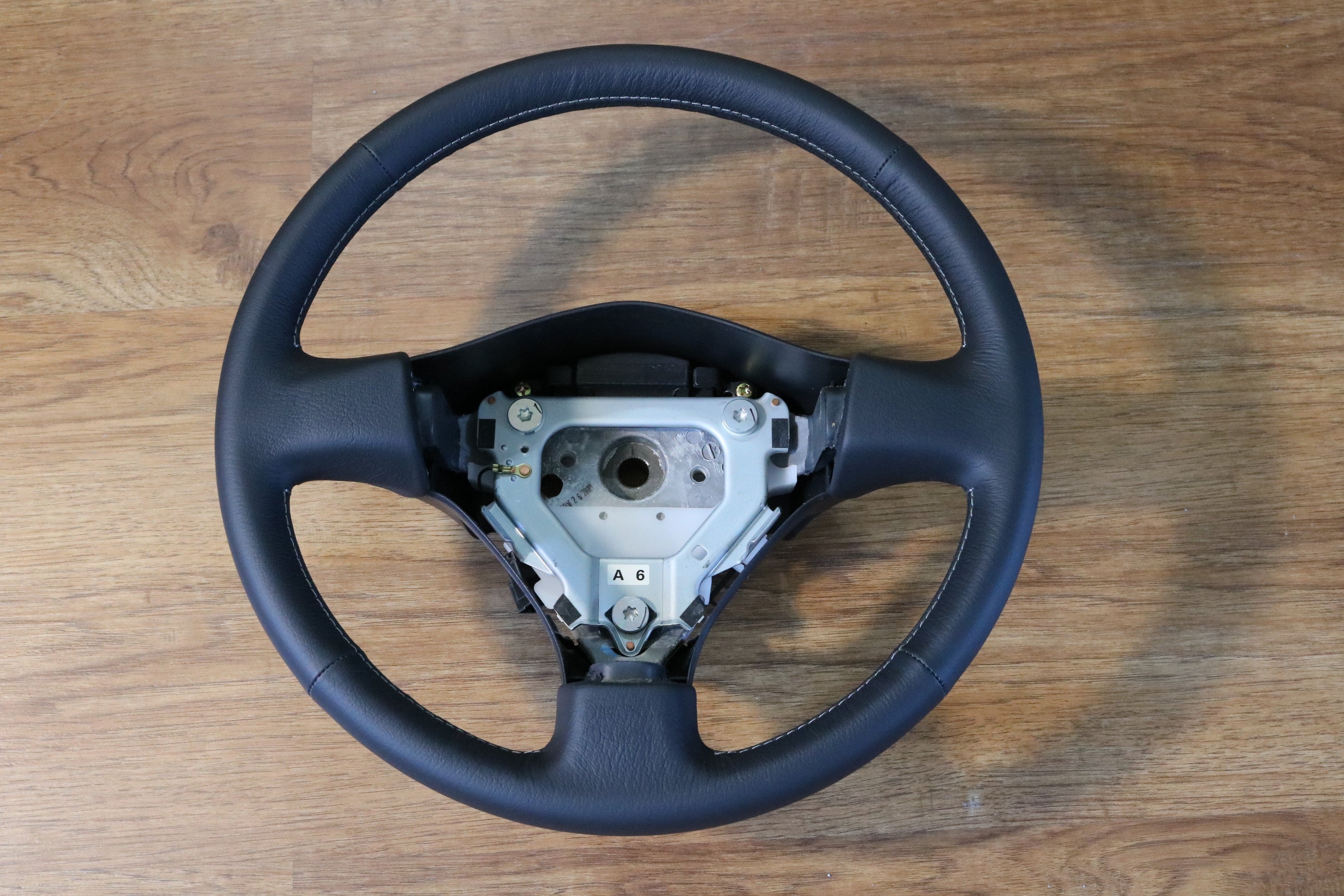 R34 GTR Steering Wheel (Silver Stitch)