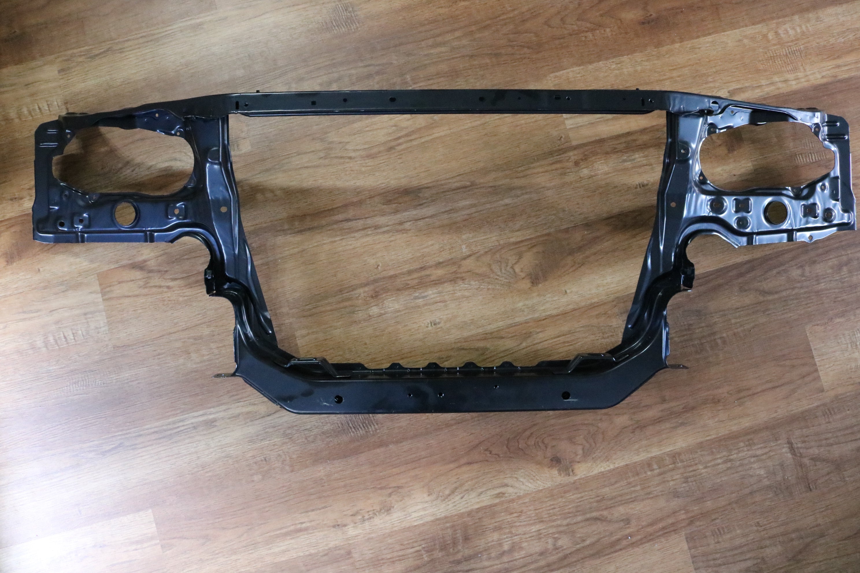 R34 GTR Radiator Support
