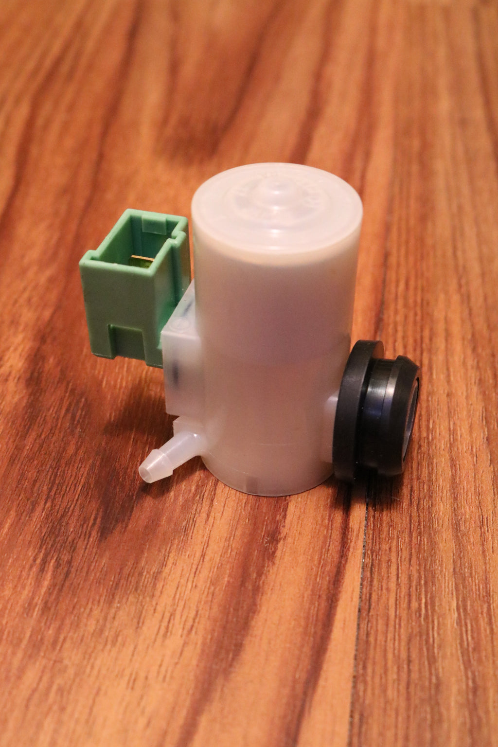 Skyline Rear Washer Pump