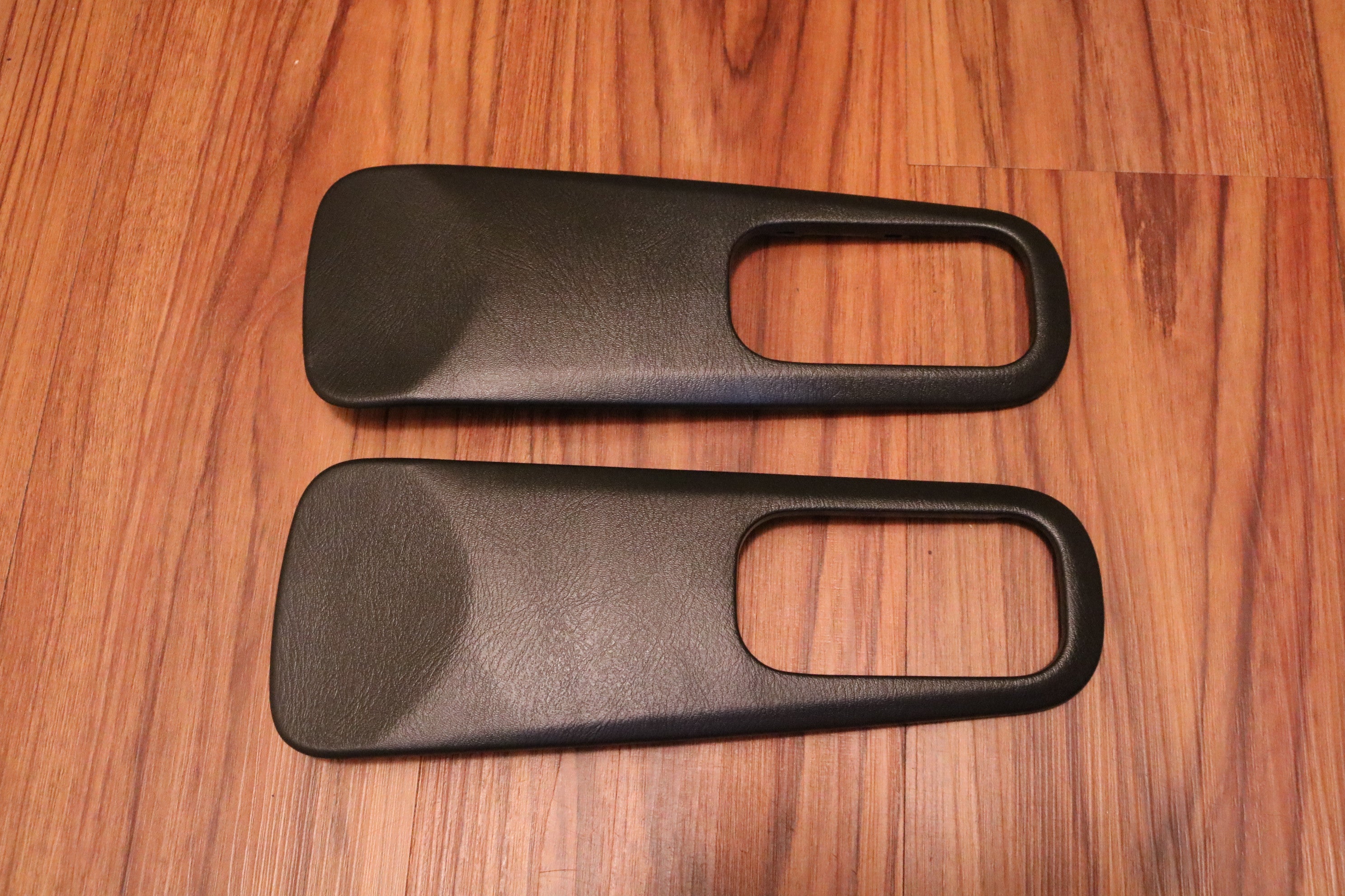 S15 Interior Door Panel Escutcheon Kit