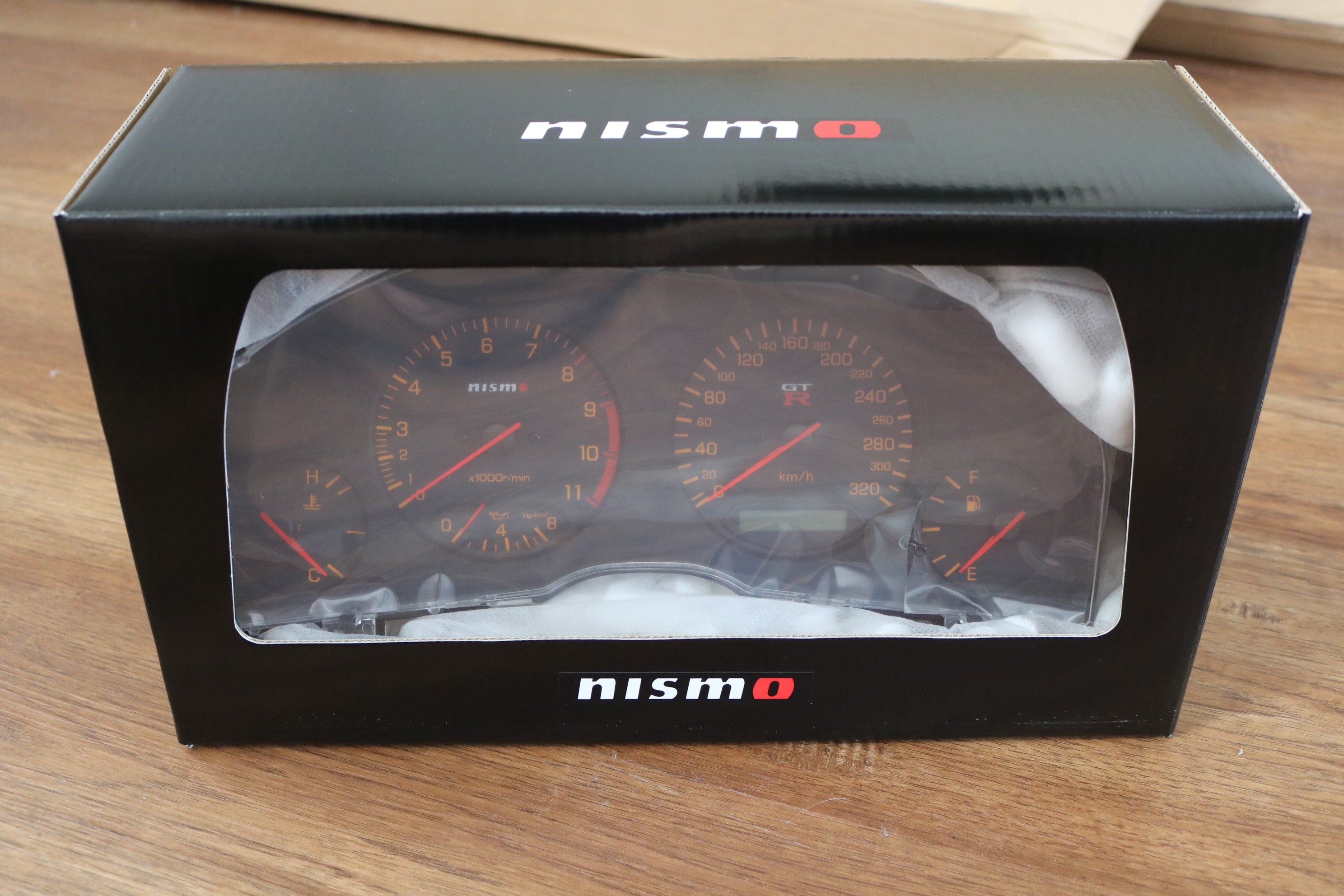 Nismo BNR34 GTR Cluster (Black)
