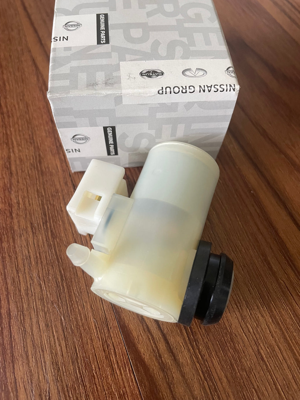 Skyline Front Washer Pump