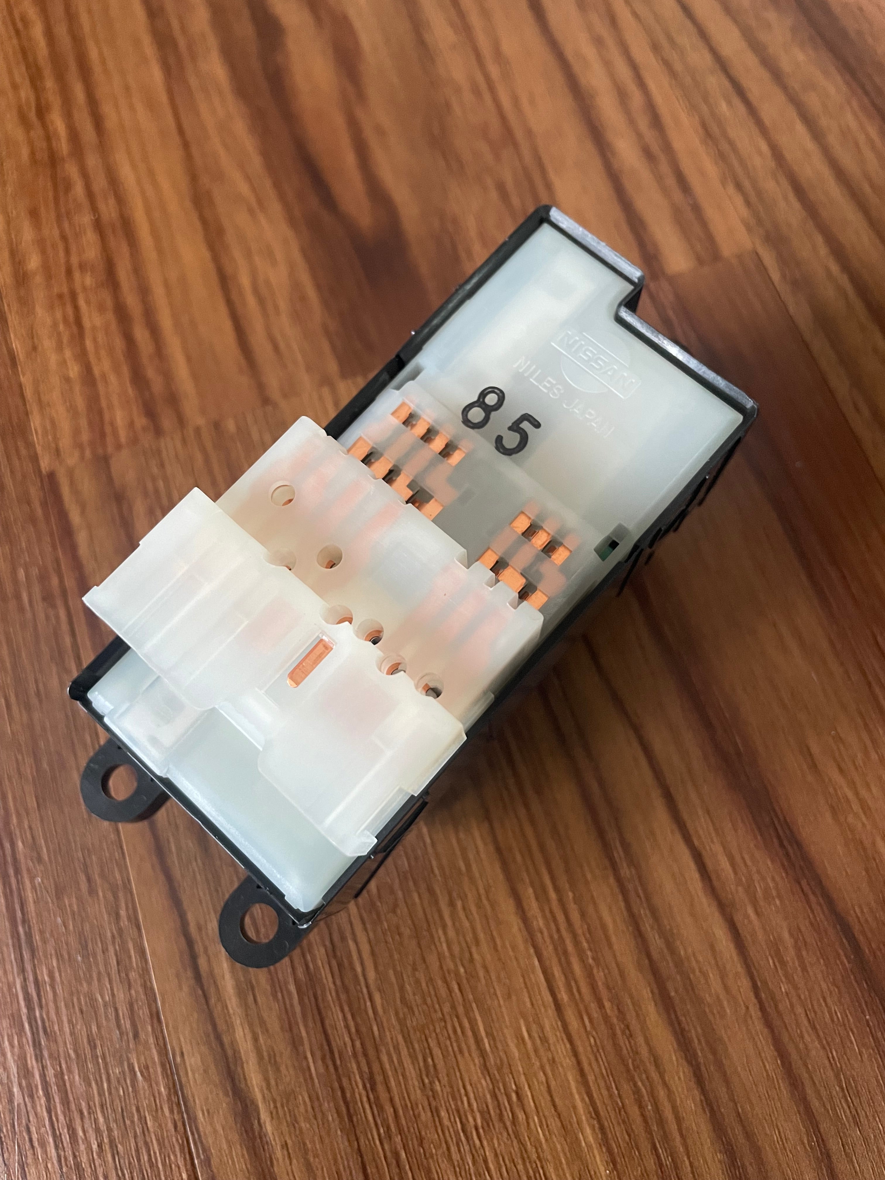 R34/S15 Master Window Switch