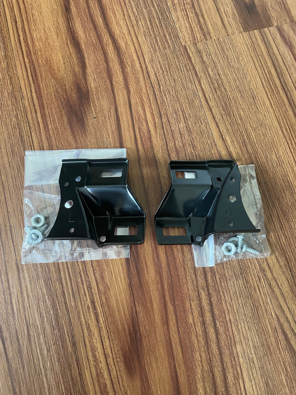 R32 GTR Head Lamp Bracket Replacement Kit