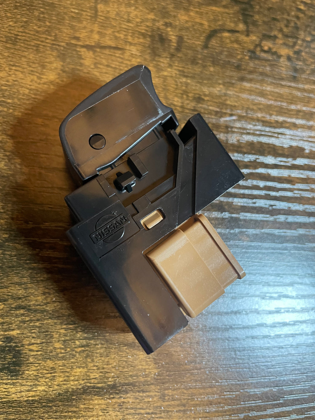 R34 Passenger/Rear Window Switch