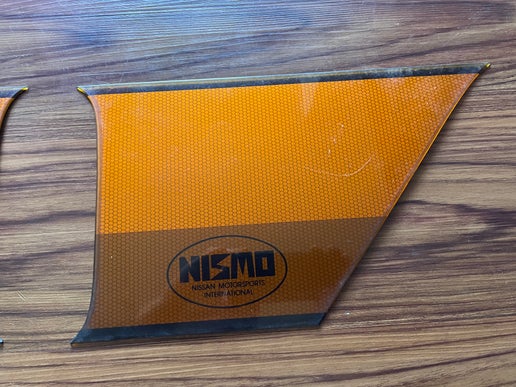 Y32 Gloria Old Nismo Center Taillamp Garnish Kit