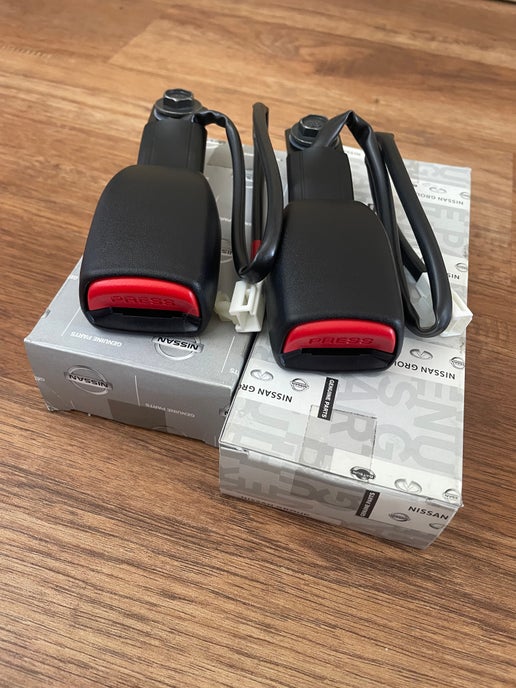 R34 Front Seat Belt Buckle Kit